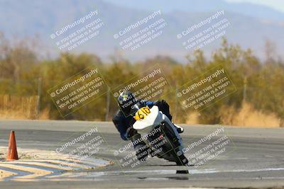 media/Apr-17-2022-CVMA (Sun) [[f474cfa795]]/Race 14 500 Supersport-350 Supersport (Holeshot)/